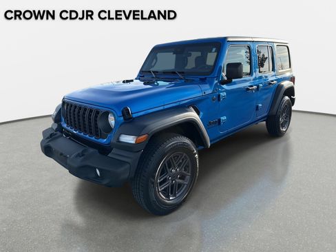 Used 2024 Jeep Wrangler Sport S image 9