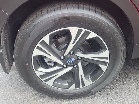 Certified 2025 Subaru Crosstrek 2.5i Premium AWD/4WD image 27