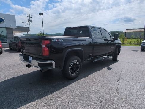 Used 2024 Chevrolet Silverado 2500 LT w/ Convenience Package AWD/4WD image 17