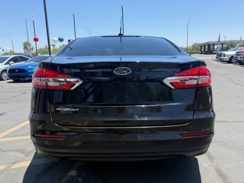 Used 2019 Ford Fusion S FWD image 4