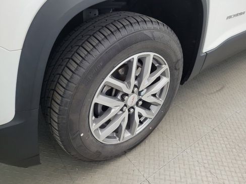 Used 2018 GMC Acadia SLE w/ Driver Alert Package I AWD/4WD image 31