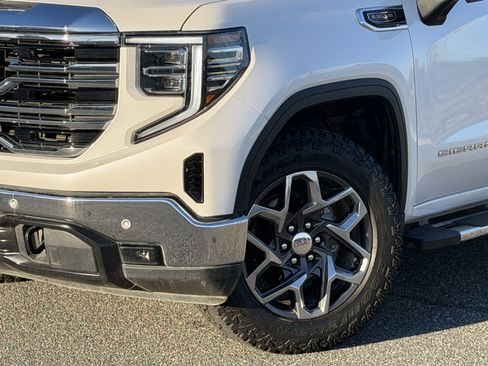 Used 2023 GMC Sierra 1500 SLT w/ SLT Premium Plus Package image 4