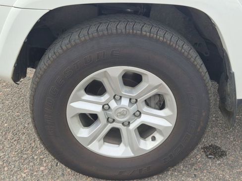 Used 2023 Toyota 4Runner SR5 image 17