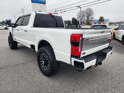 Used 2024 Ford F250 Platinum w/ FX4 Off-Road Package image 10
