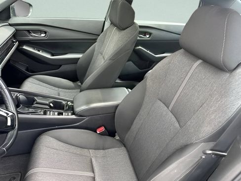 Used 2024 Honda Accord Sport image 13