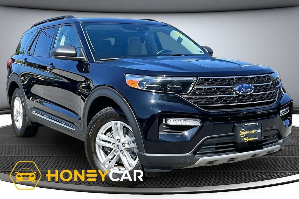 Used 2020 Ford Explorer XLT w/ Equipment Group 202A AWD/4WD image 1
