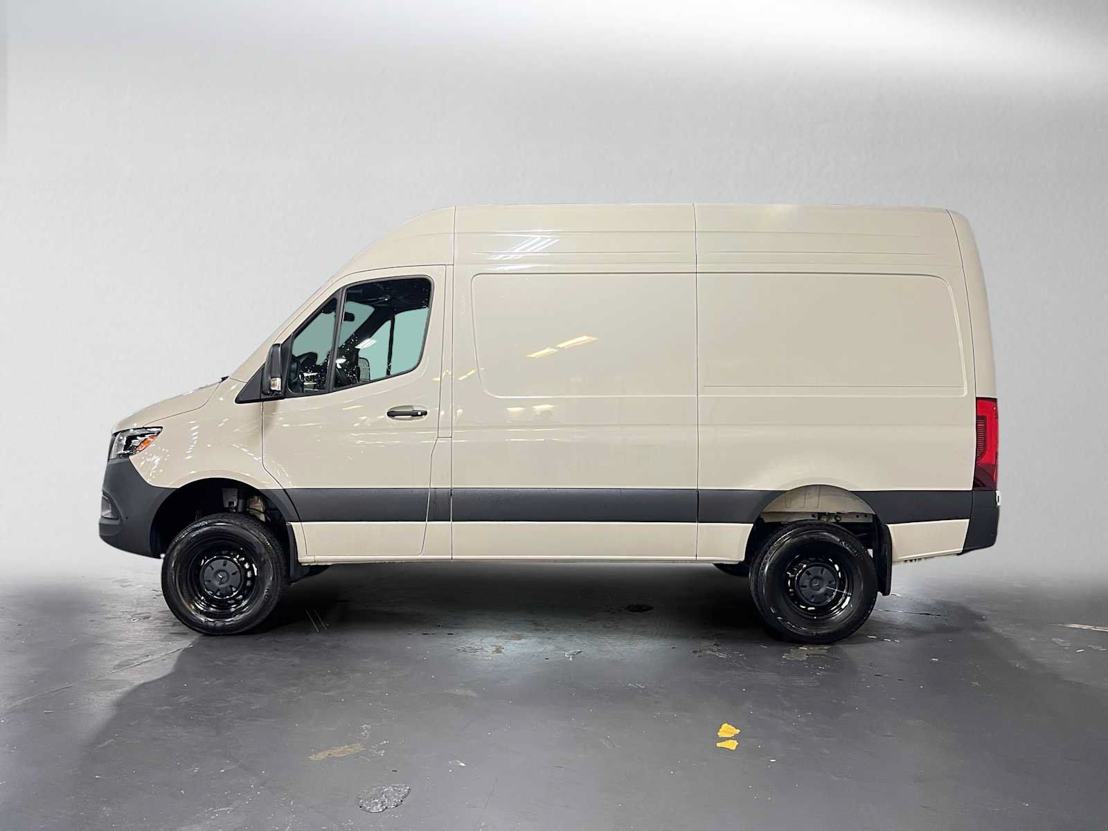 Used 2026 Mercedes-Benz Sprinter 2500 image 6