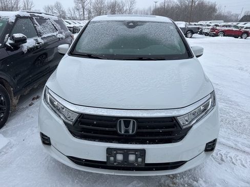 Used 2022 Honda Odyssey Touring image 2