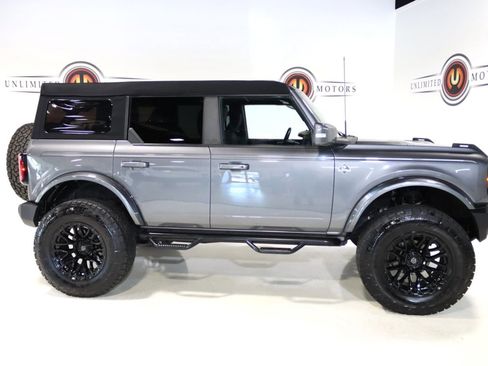 Used 2023 Ford Bronco Outer Banks AWD/4WD image 5