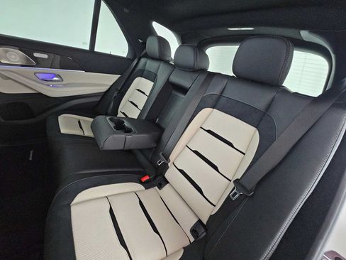 New 2026 Mercedes-Benz GLE 53 AMG 4MATIC image 17