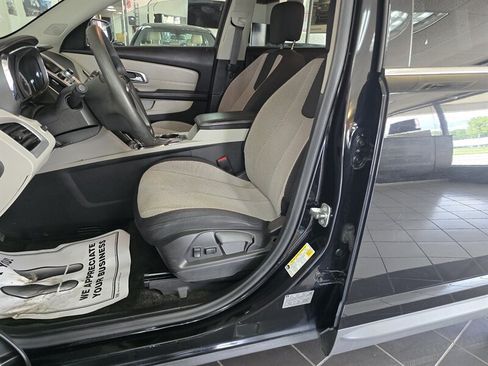 Used 2017 GMC Terrain SLE FWD image 9