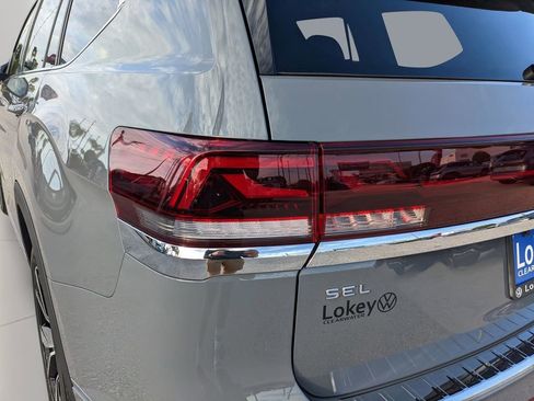 New 2026 Volkswagen Atlas SEL Premium R-Line AWD/4WD image 12