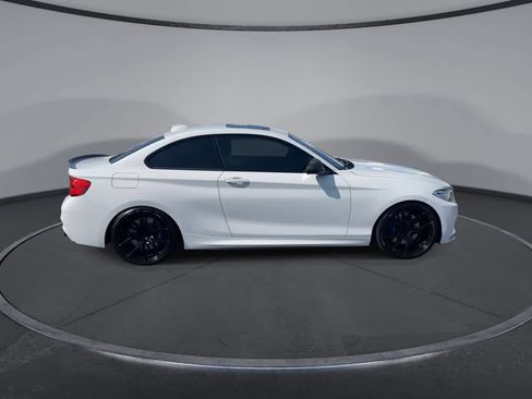 Used 2016 BMW M235i Coupe RWD image 2