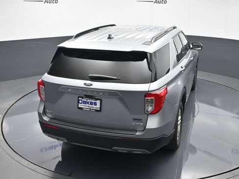 Used 2022 Ford Explorer XLT w/ Equipment Group 202A AWD/4WD image 53