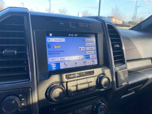 Used 2018 Ford F150 XLT w/ Equipment Group 302A Luxury image 12