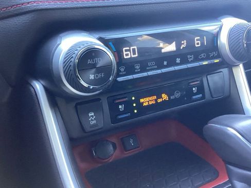 Used 2022 Toyota RAV4 TRD Off-Road w/ TRD Off-Road Weather Package AWD/4WD image 17