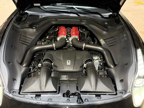 Used 2015 Ferrari California T RWD image 17