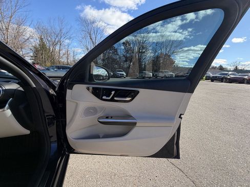 Used 2022 Mercedes-Benz C 300 4MATIC Sedan image 27