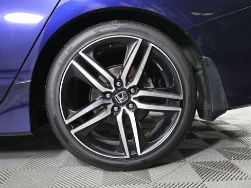 Used 2016 Honda Accord Sport image 8