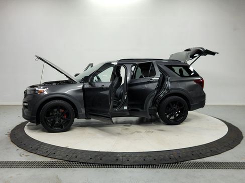 Used 2020 Ford Explorer ST w/ ST Street Pack AWD/4WD image 13