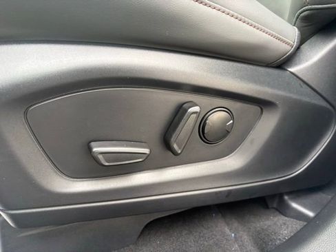 New 2026 Ford Explorer Active w/ Active Comfort Package image 27