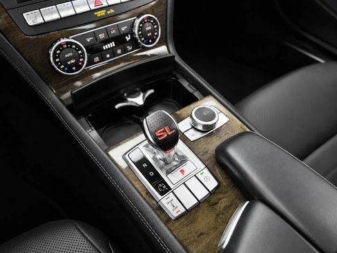 Used 2015 Mercedes-Benz SL 400 w/ Premium I Package image 17