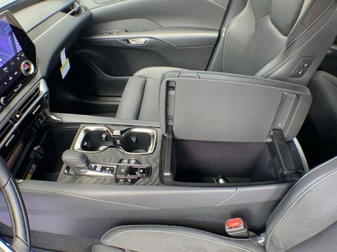 Used 2026 Lexus RX 450h AWD image 21