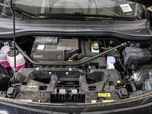 Used 2023 Volkswagen ID.4 2WD image 46