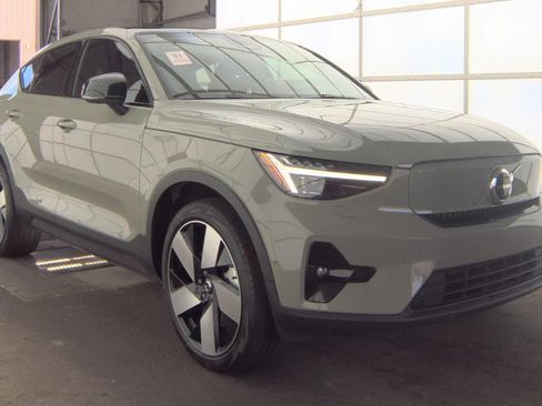 Used 2023 Volvo C40 P8 Recharge Ultimate w/ Protection Package Premier AWD/4WD image 1