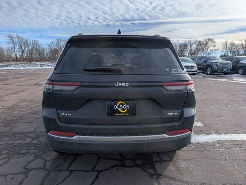 Used 2023 Jeep Grand Cherokee Limited image 5