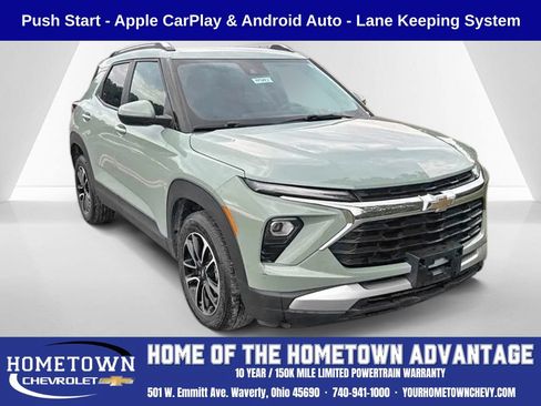 Used 2025 Chevrolet TrailBlazer LT FWD image 1