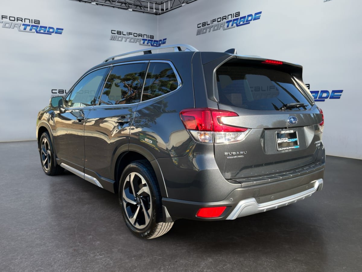 Used 2023 Subaru Forester Touring AWD/4WD image 7