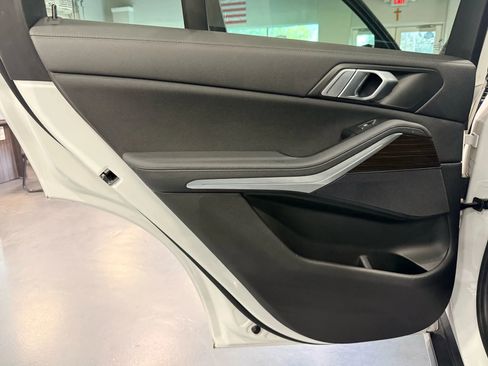 Used 2020 BMW X5 sDrive40i w/ Convenience Package image 38