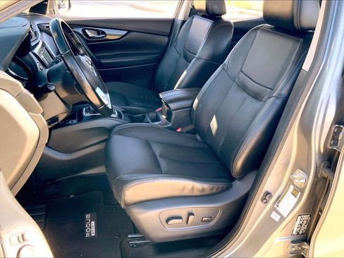 Used 2021 Nissan Rogue Sport SL image 7