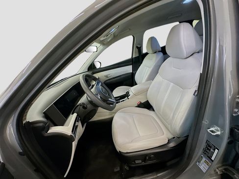 Used 2025 Hyundai Tucson SEL image 13