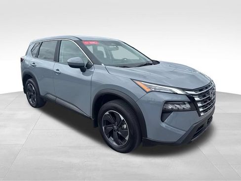 Certified 2026 Nissan Rogue SV AWD/4WD image 8