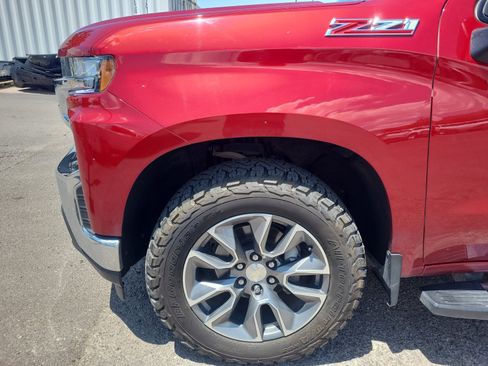 Used 2021 Chevrolet Silverado 1500 LT AWD/4WD image 10