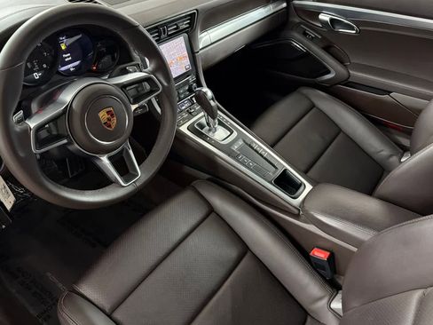 Used 2018 Porsche 911 Carrera image 11