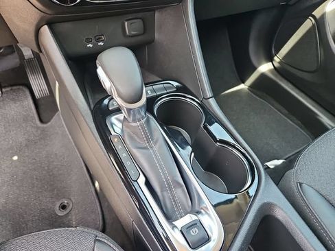 Used 2025 Buick Encore GX Preferred FWD image 15