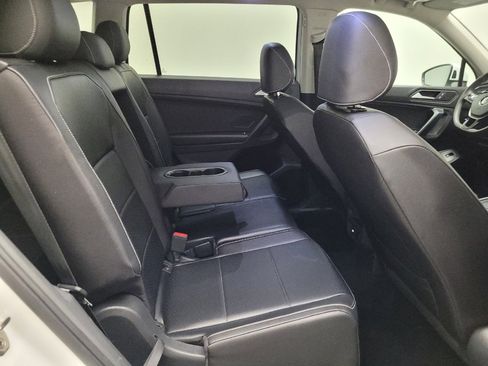 Used 2021 Volkswagen Tiguan SEL FWD image 19