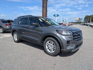 New 2026 Ford Explorer Active RWD video 2