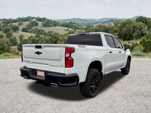 Used 2025 Chevrolet Silverado 1500 LT Trail Boss w/ Protection Package AWD/4WD image 7