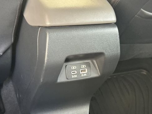 Used 2024 Subaru Crosstrek 2.0i Premium AWD/4WD image 15