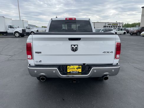Used 2018 RAM 1500 Laramie w/ Convenience Group AWD/4WD image 7