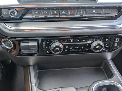 Used 2024 Chevrolet Silverado 1500 High Country RWD image 24