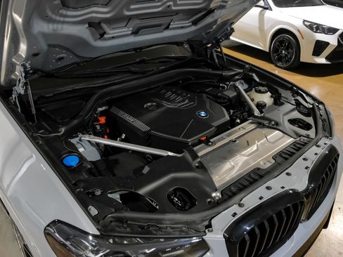 Used 2024 BMW X3 sDrive30i w/ M Sport Package RWD image 54