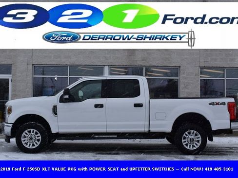 Used 2019 Ford F250 XLT w/ XLT Value Package image 2