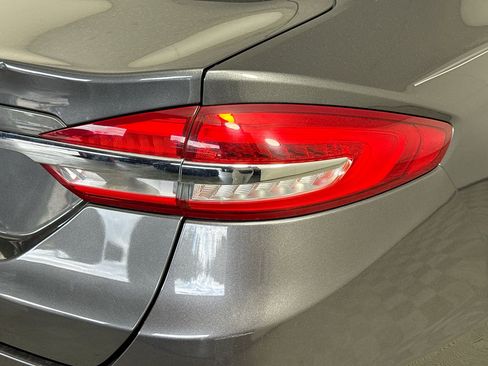 Used 2018 Ford Fusion S image 34