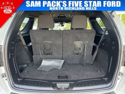 Used 2025 Dodge Durango GT RWD image 33