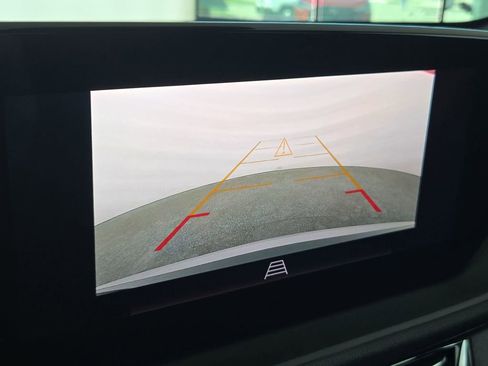 Used 2025 Buick Envista Sport Touring image 20